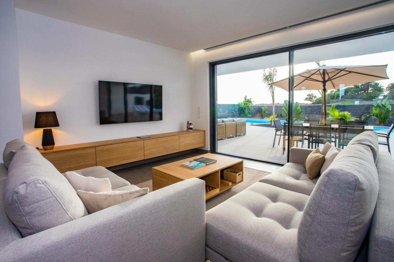 Villa Macan Teguise  Luaran gambar