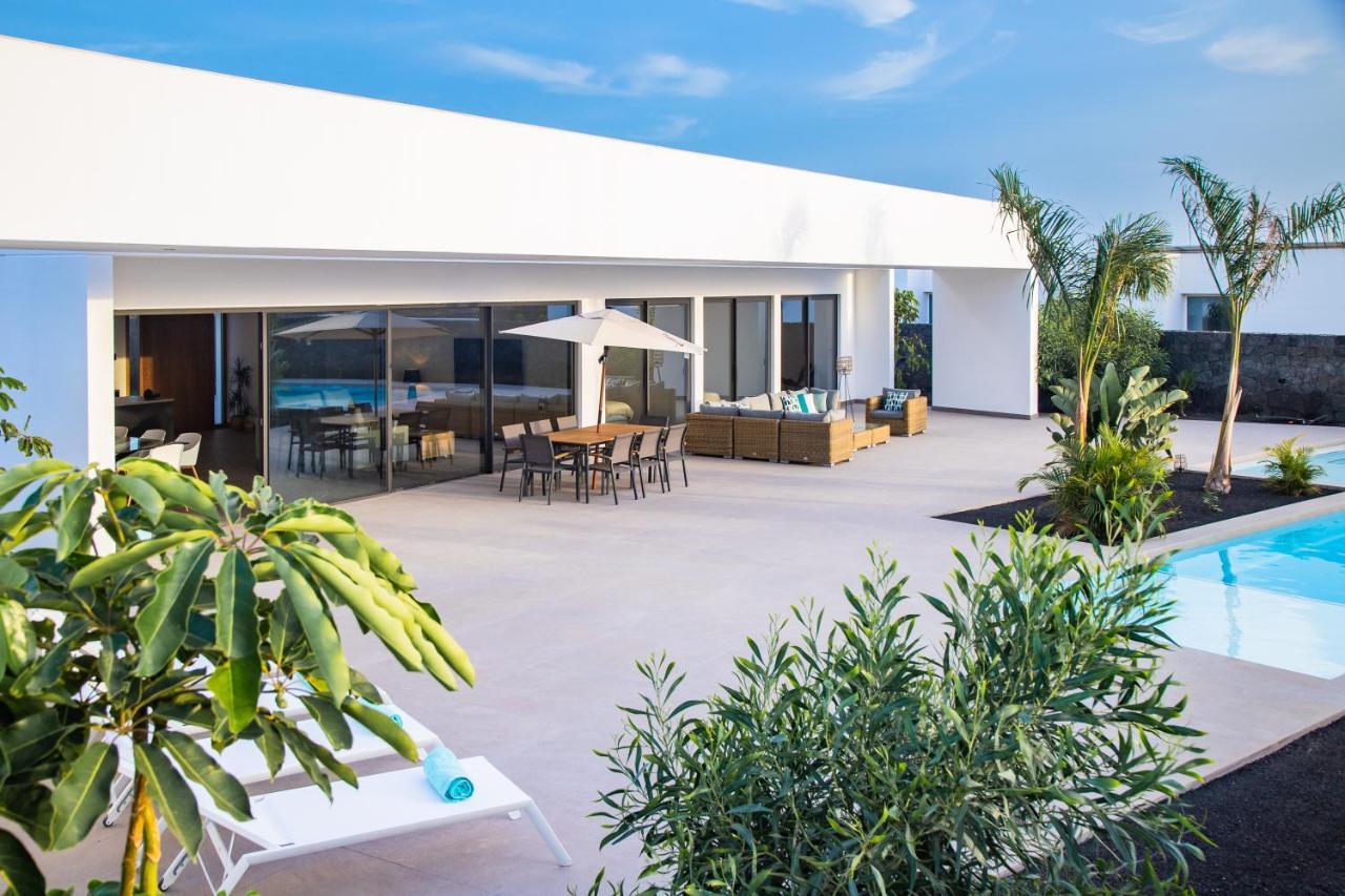 Villa Macan Teguise  Luaran gambar