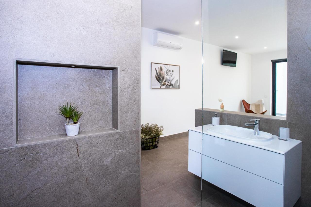 Villa Macan Teguise  Luaran gambar