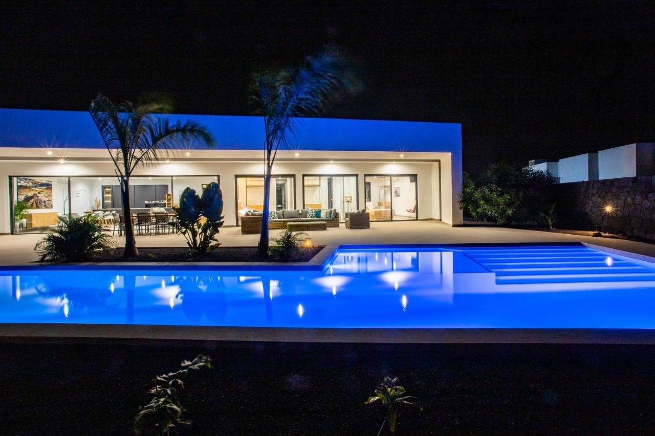 Villa Macan Teguise  Luaran gambar